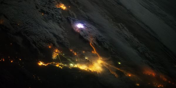 Гроза - вид з борту МКС (відео)