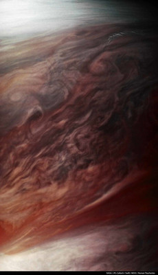 Великолепный Юпитер на снимках "Юноны"