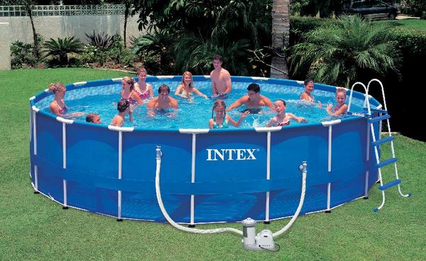бассейн от INTEX