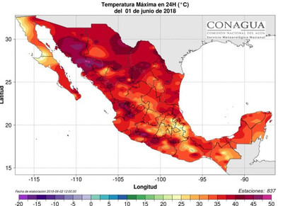 В Мексике сейчас так жарко, что плавятся светофоры