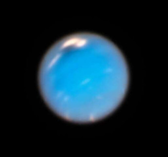 Хаббл показал динамические атмосферы Урана и Нептуна