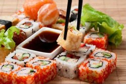 Психологи: чому суші вважається жіночою їжею