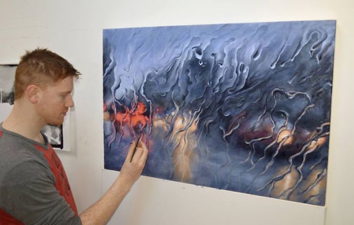 Ирландский художник Френсис МакКрори рисует гиперреалистичные картины.