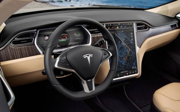 Tesla отзывает более 60% своих машин 2016 года выпуска