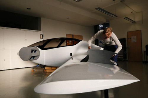 Немецкие инженеры создали электрический самолет с вертикальным взлетом