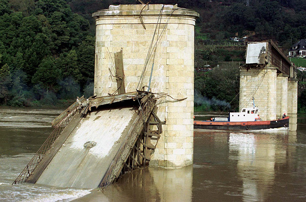 10 самых жутких обрушений мостов за последние 100 лет