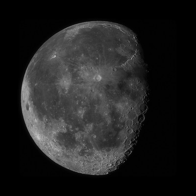 Получен уникальный 100-мегапиксельный снимок Луны