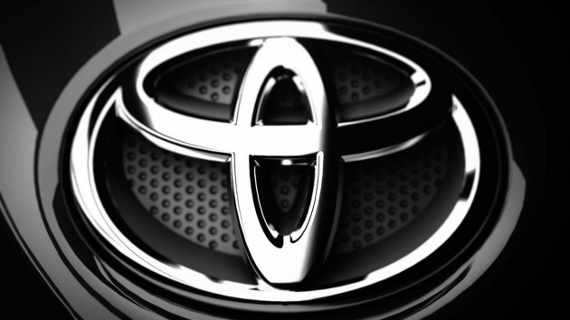 Toyota нашла способ заменить дорогие металлы в электромоторах на дешевое сырье