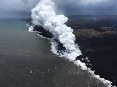 Вулкан Килауэа может уничтожить Гавайи и вызвать цунами высотой в 300 метров