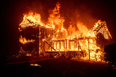 Природный пожар в Калифорнии признали крупнейшим в истории штата