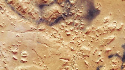 Как ветер, лед и вода создали марсианскую поверхность