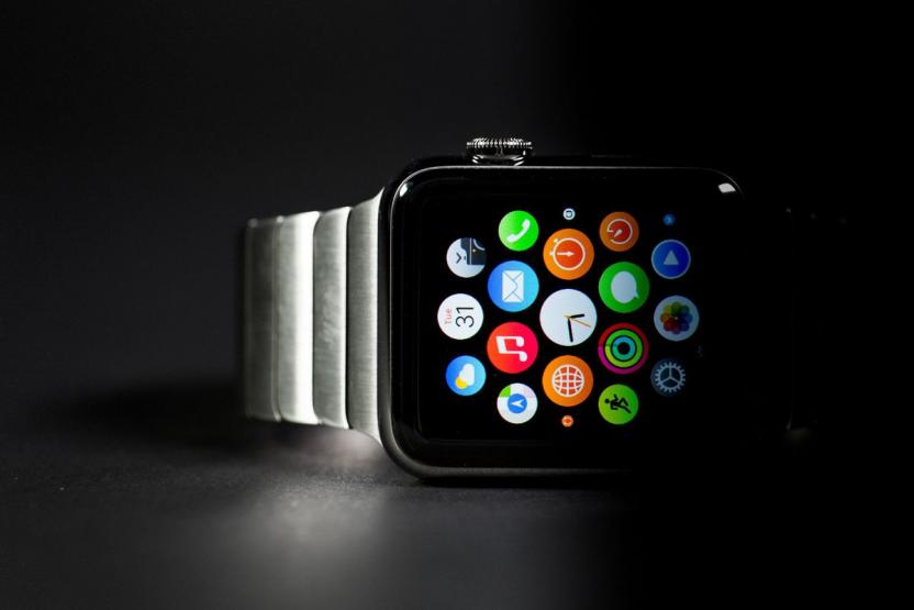 Смарт-часы Apple Watch могут получить функцию идентификации владельца по типу кожи