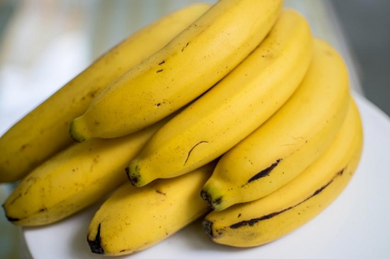 Медики назвали 5 проблем, с которыми банан может справиться лучше лекарств