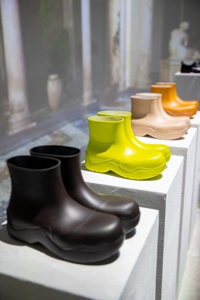 Bottega Veneta выпускает «100% биоразлагаемый» ботинок