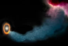 Струмінь газу змістив і нахилив диск у системі GW Orionis