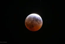Майже повне місячне затемнення 28 серпня побачать Америки