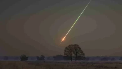 Сім етапів падіння метеоритів показали, як космічні камені виживають в повітрі